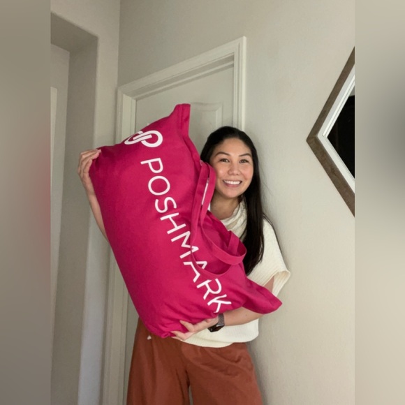 MISSMOBB IS LIVE 🩵🦆 - Picture 13 of 17